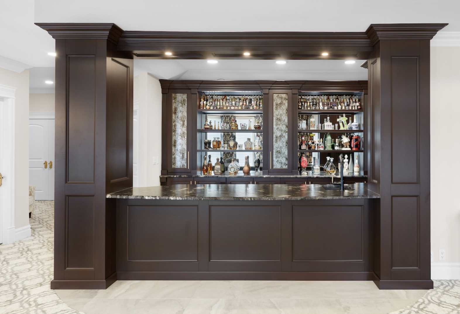 Custom Home Bars built by Domenic's Woodworking